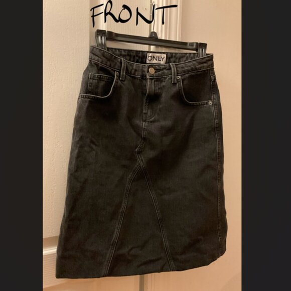 ONLY black denim medium length denim skirt A-line XS - Picture 1 of 3